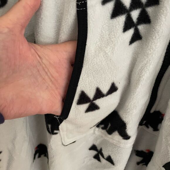 Tipsy Elves Black Bear Holiday Onesie 3X Bear Hood Pockets Excellent Condition - Picture 9 of 16